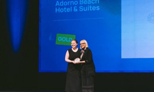Χρυσή “καλοκαιρινή” διάκριση για το  Adorno Beach Hotel & Suites