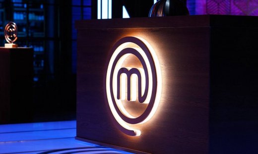MasterChef: Η τελευταία ομαδική είναι γεγονός! Η επική φωτό των κριτών από το γύρισμα