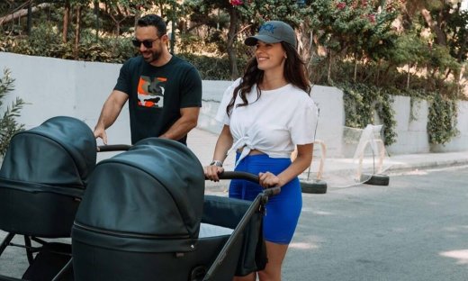 Σάκης Τανιμανίδης: Παίζει με την κόρη του το παιχνίδι που θα σου θυμίσει τα παιδικά σου χρόνια