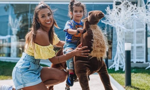 Ελένη Χατζίδου: O αστείος διάλογος με τη χαριτωμένη κόρη της