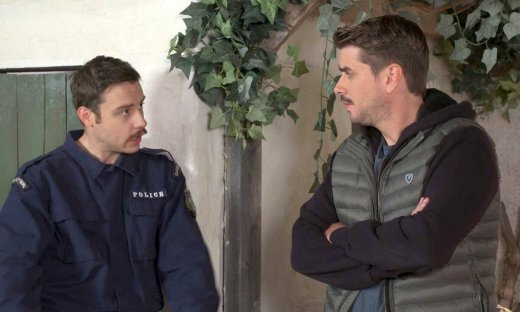 Χαιρέτα μου τον πλάτανο: Το γράμμα της Φένιας έρχεται και φέρνει τα πάνω κάτω