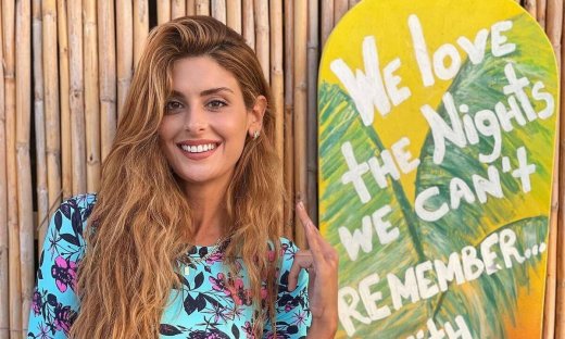 Ανθή Σαλαγκούδη: Ποζάρει με μαύρο μπικίνι - Έτσι είναι το σώμα της μετά το Survivor