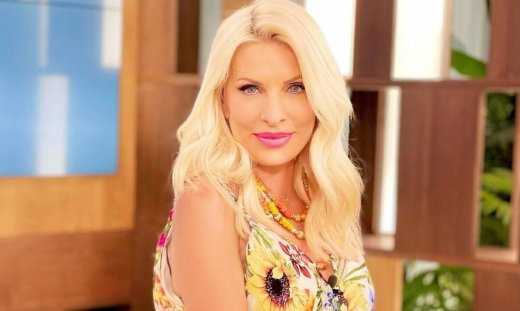 Ελένη Μενεγάκη: Άνοιξε το... σεντούκι των αναμνήσεων και μοιράζεται φωτό του παρελθόντος!