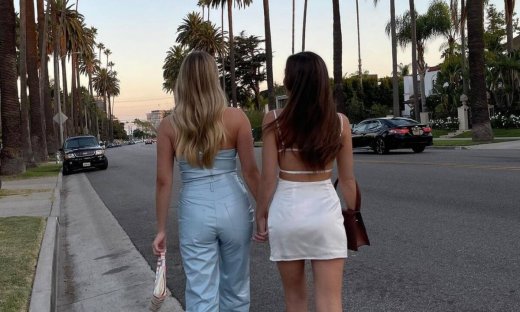 Πώς πρέπει να συμπεριφερθείς αν δεν «χωνεύεις» τον σύντροφο της καλύτερής σου φίλης