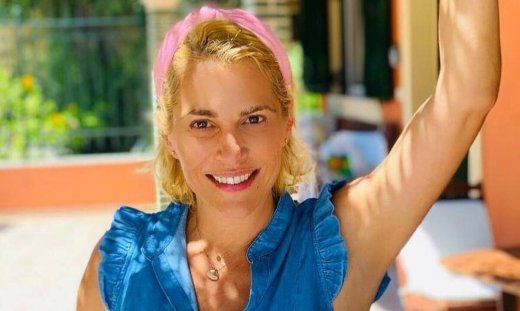 Τζένη Μπότση: Μοναδική στιγμή - Το πρώτο μπάνιο με την κόρη της, Αλίκη!