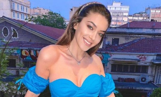 GNTM: Η Μαρίνα Γρηγορίου ποζάρει με το μωρό της και μπικίνι και είναι άκρως εντυπωσιακή!