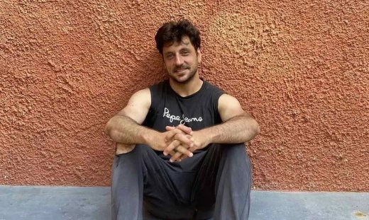 Γιώργος Χρυσοστόμου: «Ένα βράδυ δοκίμασα να μην πιω και το σκηνικό που έβλεπα ήταν λυπηρό»