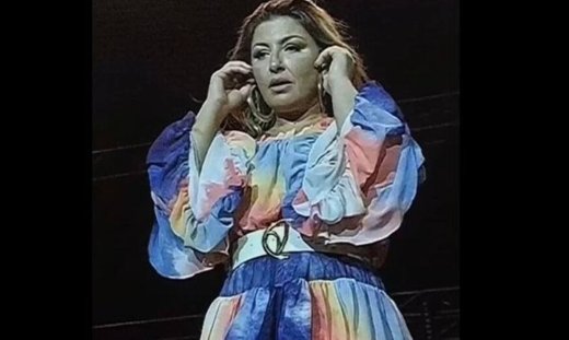 Παπαρίζου: Διέκοψε τη συναυλία και ζήτησε να κληθεί η Αστυνομία! Άγνωστος κατέβασε το παντελόνι του!