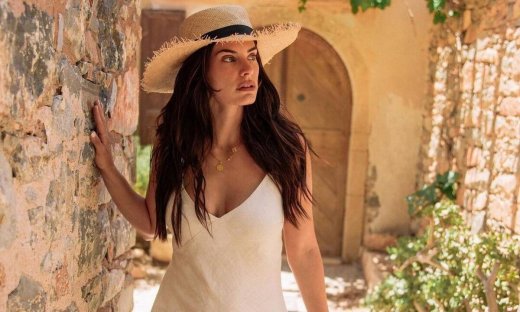 Χριστίνα Μπόμπα: Φόρεσε την νέα τάση του καλοκαιριού στα μαγιό – Θα ξετρελαθείς