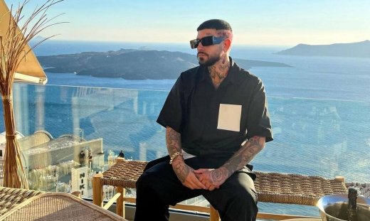 Snik: Ποζάρει για πρώτη φορά με την κούκλα σύντροφό του, Γιώτα- Οι απίθανες φωτό!