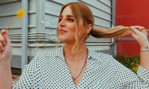 Εβελίνα Νικόλιζα: «Καμαρώνω την κατσίκα του γείτονα»