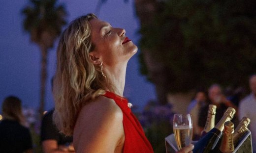 Η Βίκυ Καγιά και ο Ηλίας Κρασσάς στη νέα πόζα τους είναι ο ορισμός της αιώνιας αγάπης