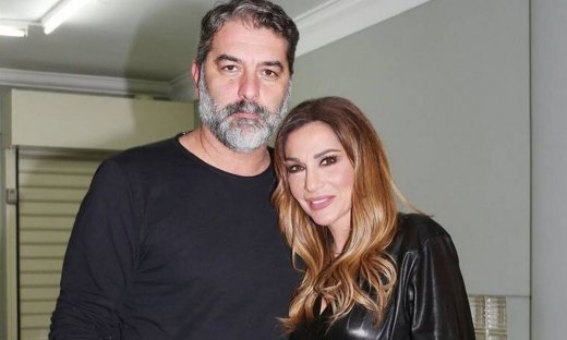 Δέσποινα Βανδή - Βασίλης Μπισμπίκης: Για μπύρες και σουβλάκια στη Χαλκίδα (video)