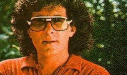 Περικλής Περάκης: Άφησε την τελευταία του πνοή ο γνωστός τραγουδιστής