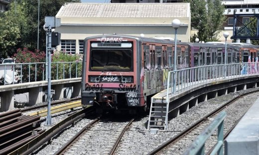 Πατήσια: Πτώση ατόμου από γέφυρα στις γραμμές του ΗΣΑΠ - Διακοπή δρομολογίων