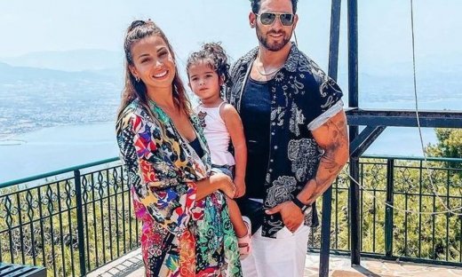 Η Ελένη Χατζίδου έδειξε την ευτυχία της ζωής της σε μία φωτογραφία