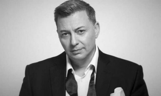 Νίκος Μακρόπουλος: Δείτε την κούκλα σύντροφό του και θα τα «χάσετε»!