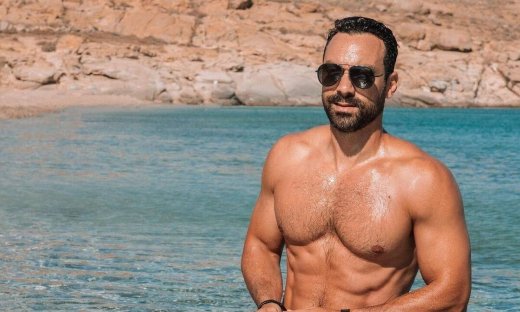 Τανιμανίδης: Το υπέροχο σπίτι στη Θεσσαλονίκη με τον τεράστιο κήπο και την υπέροχη κουζίνα