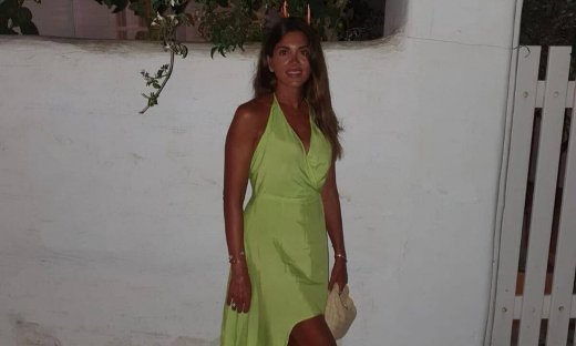 Η Σταματίνα Τσιμτσιλή έκανε ένα ολόκληρο νησί να την κοιτάει με αυτό το φόρεμα