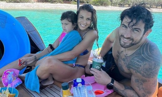 Ελένη Χατζίδου: H κόρη της δεν την αφήνει να μπει στο τροχόσπιτο