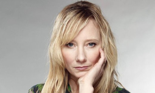 Αν Χεκ: Η οικογένειά της δώρισε τα όργανά της σε συμβατούς λήπτες - Newsbomb.gr