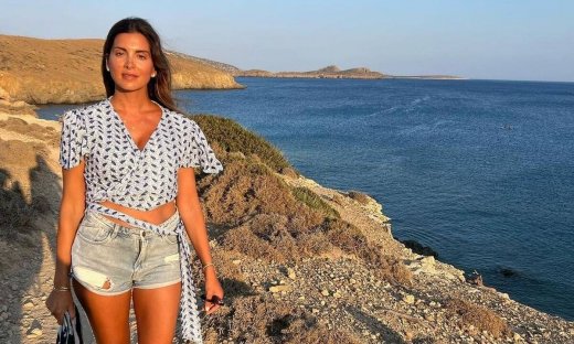 Σταματίνα Τσιμτσιλή: Οι νέες φωτογραφίες από τις διακοπές της στην Αστυπάλαια- Είναι πανέμορφη!