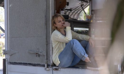 Μακρομαρίδου: Τέλος οι διακοπές για την Άσπα του Σασμού, που ποζάρει με μπικίνι και χωρίς μακιγιάζ