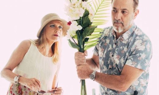 Έχεις δει τη σύζυγο και τον γιο του Στέλιου Μάινα άκα Παύλου Βρουλάκη από τον Σασμό