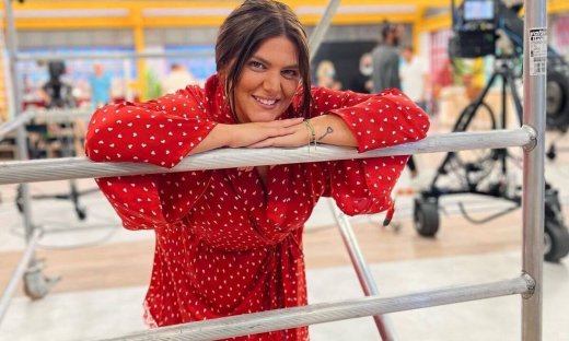 Δανάη Μπάρκα: «Στο σκοτάδι η απάντηση είναι πάντα το φως» - Η epic ανάρτηση πριν την πρεμιέρα της