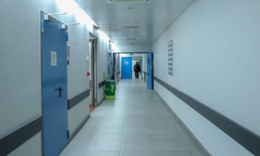 Τραγωδία με βρέφος στη Μυτιλήνη: Συγκλονίζει η μητέρα – «Είδα το μωρό μου μελανιασμένο»