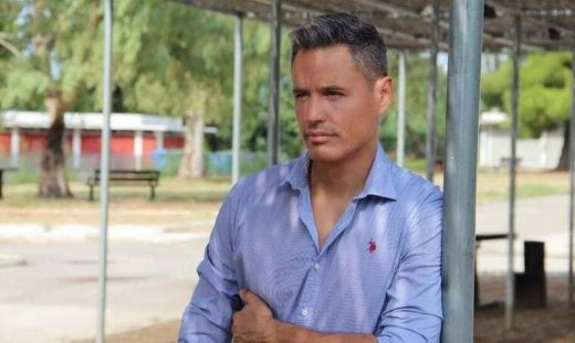 Γρήγορης Πετράκος: «Η Θεοφάνια γέννησε και την επόμενη ημέρα πήγαμε για μπάνιο με το μωρό»!