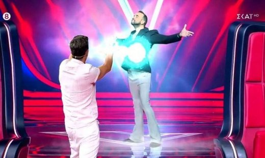 The Voice: Η εξαφάνιση του Μουζουράκη από τον Ρουβά - Newsbomb.gr