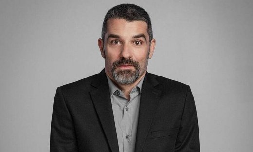 Πέτρος Λαγούτης: «Η σκηνοθεσία είναι ένα νέο πεδίο εξερεύνησης που μου αρέσει πολύ»