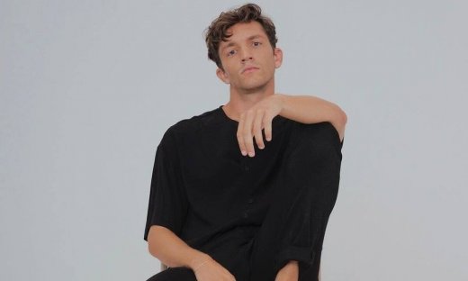 Μιχαήλ Ταμπακάκης: Η ζωγραφική, τα μαθήματα κεραμικής και το dating app