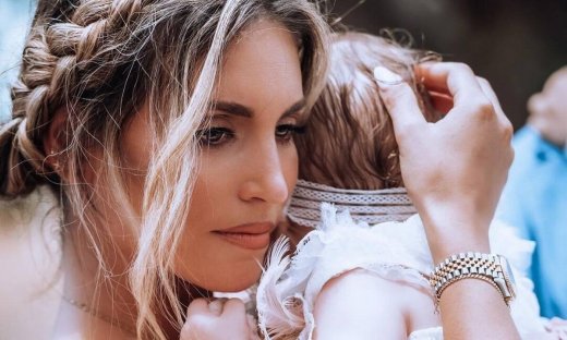 Η Αθηνά Οικονομάκου «έλιωσε» με την λέξη που της είπε η κόρη της, Σιέννα