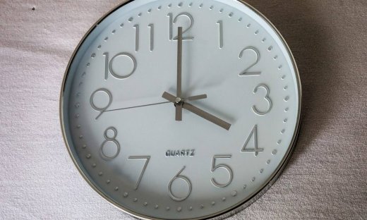 Αλλαγή ώρας: Γυρίζουμε πίσω τα ρολόγια μας τα ξημερώματα της Κυριακής