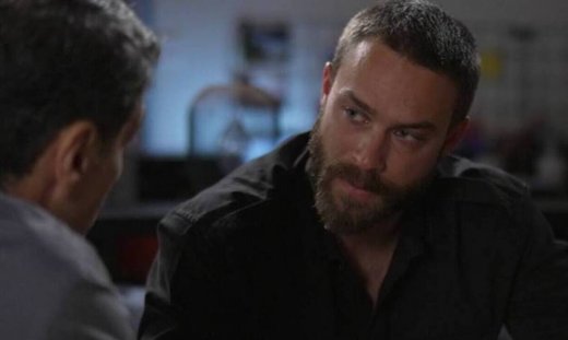 Άγρια γη: Ο Άρης, σοκαρισμένος, μαθαίνει πως η μάνα του ζει και κρατείται σε ίδρυμα