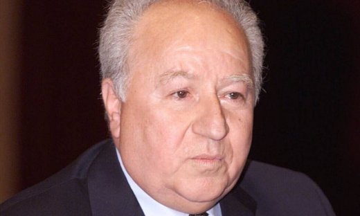 Πέθανε ο σεισμολόγος Βασίλης Παπαζάχος