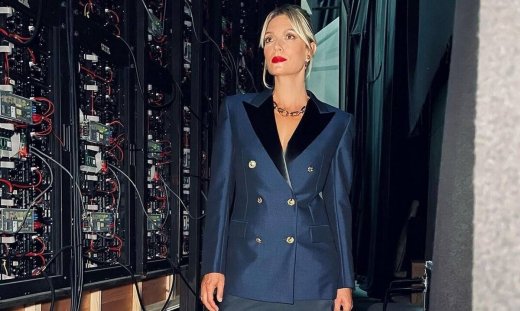 Βίκυ Καγιά: Το νυφικό της φόρεμα είναι νούμερο ένα τάση κι έχουν περάσει ήδη 8 χρόνια