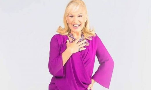 Σόφη Ζαννίνου: «Έχω πάντα μαζί μου μακιγιάζ για να έχω όταν φύγω τη μούρη την καλή την κυριακάτικη»