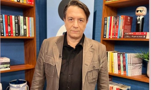 Γιάννης Κότσιρας: «Έχω πει την «άμμο της θάλασσας» και με τις τρίχες μου ασχολούνται»