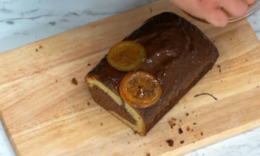 Κέικ με σοκολάτα και πορτοκάλι από τον Άκη Πετρετζίκη!