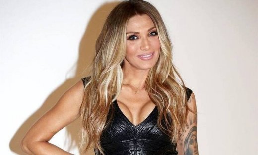 Συγκινεί η Αγγελική Ηλιάδη: «Αισθάνομαι την απουσία του πατέρα μου κάθε λεπτό. Ξέρω ότι είναι καλά»