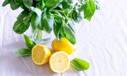 Για να διατηρήσεις τα κομμένα λεμόνια, κάνε μόνο ένα κόλπο