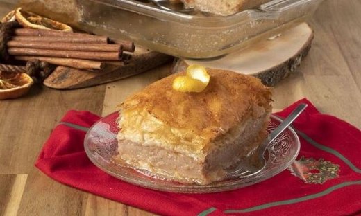 Χριστουγεννιάτικο γαλακτομπούρεκο από τον Άκη Πετρετζίκη