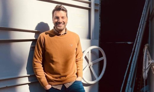 Χατζηδάκης: Η βόλτα με την οικογένειά του - «Η γυναίκα μου τα ανέτρεψε όλα μέσα σε μια βραδιά»