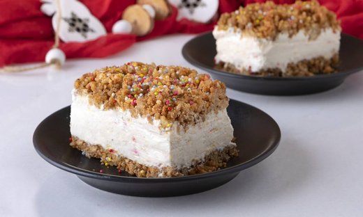 Χριστουγεννιάτικο semifreddo από τον Άκη Πετρετζίκη