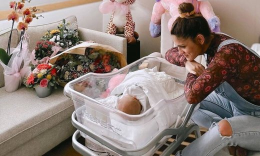 Συνατσάκη: Οι ανησυχίες για την κόρη της, την κάνουν να ξυπνάει συνεχώς τα βράδια - «Εκατό φορές...»