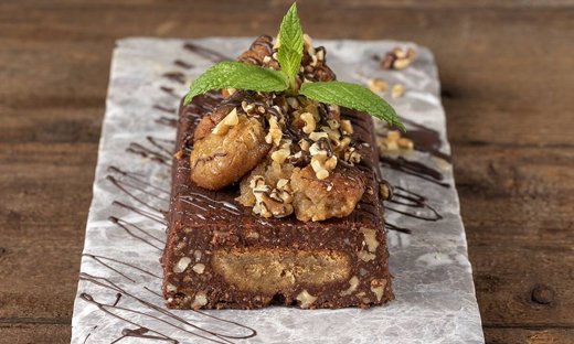 Κορμός με μελομακάρονα από τον Άκη Πετρετζίκη