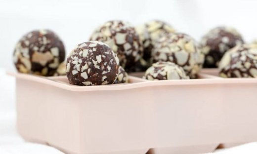 Το tip για το φαγητό στις γιορτές& το μελομακάρονο με μόνο 61 θερμίδες